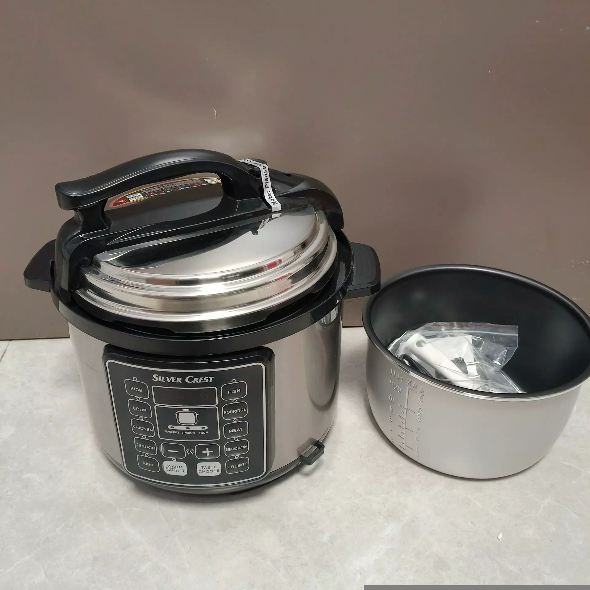 MY-C540G 6L Electric Pressure Cooker with LCD Display & 24H Preset - Image 2