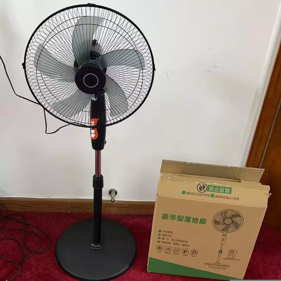 Remote Control Floor Fan 16 Inch 3-Speed Oscillating Black White - Image 2